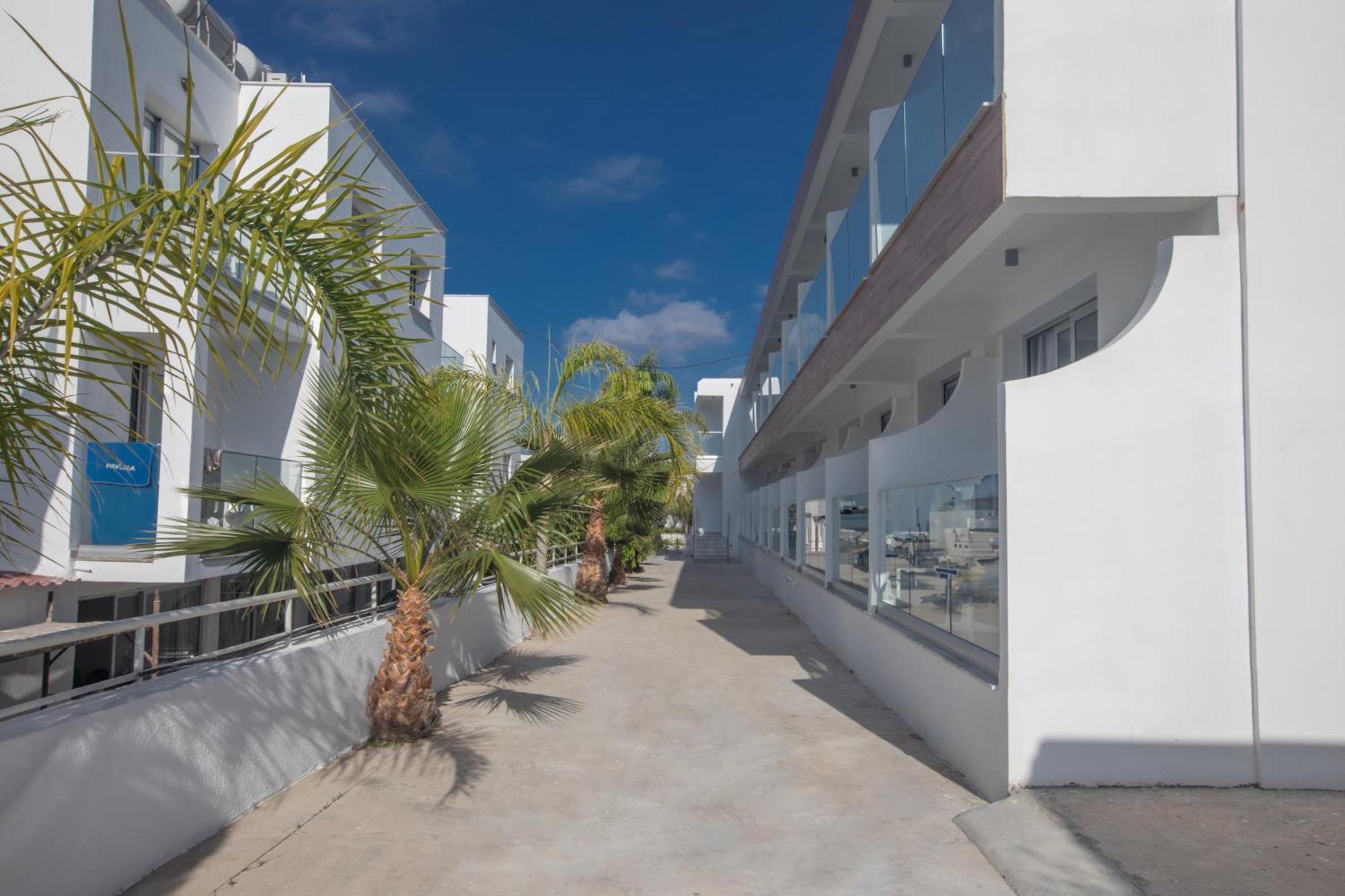 Pavlinia Hotel & Apartments Ayia Napa Exterior photo